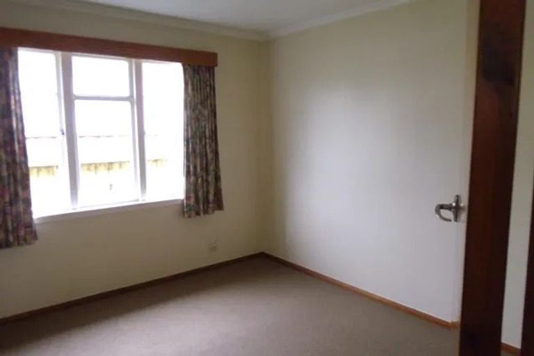 Photo of property in 24 Pitama Road, Awapuni, Palmerston North, 4412
