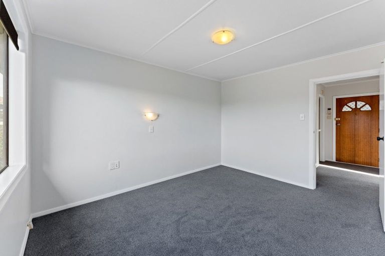 Photo of property in 5 King Crescent, Ranui, Porirua, 5024