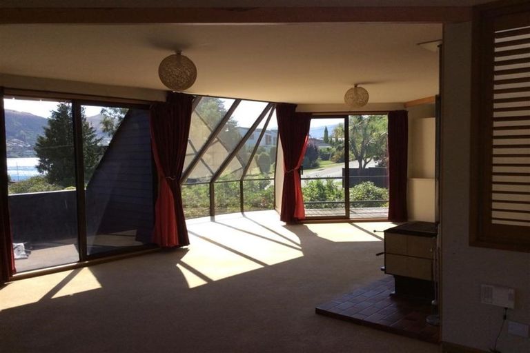 Photo of property in 728 Peninsula Road, Kelvin Heights, Queenstown, 9300