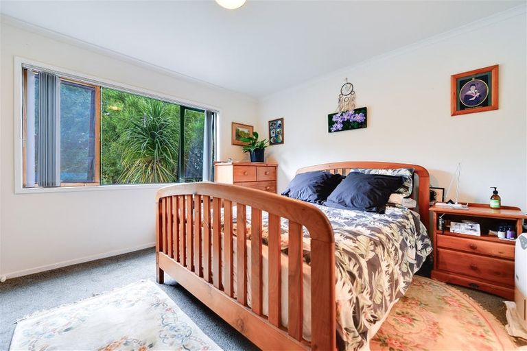 Photo of property in 6 Cemetery Road, Waiuku, 2123