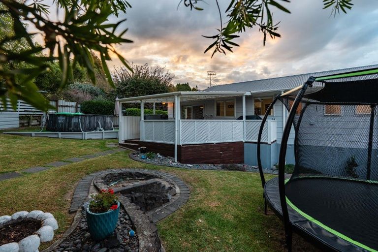 Photo of property in 42 Resolution Road, Welcome Bay, Tauranga, 3112
