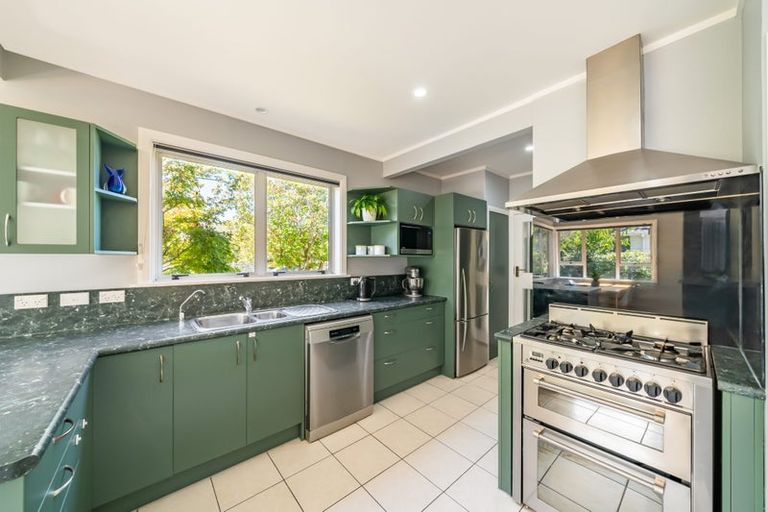 Photo of property in 9 Golders Road, Elderslea, Upper Hutt, 5018