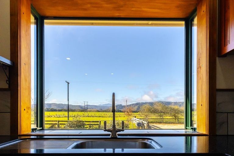 Photo of property in 7 Somerville Road, Mawheraiti, Reefton, 7895