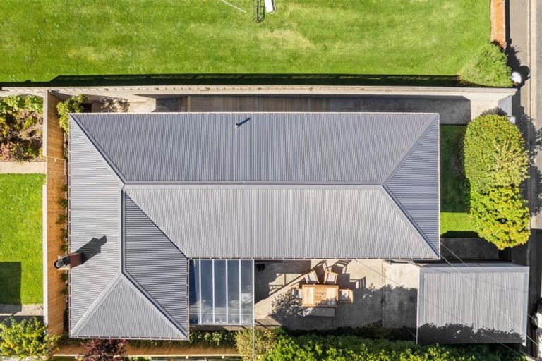 Photo of property in 55 Cutten Street, South Dunedin, Dunedin, 9012