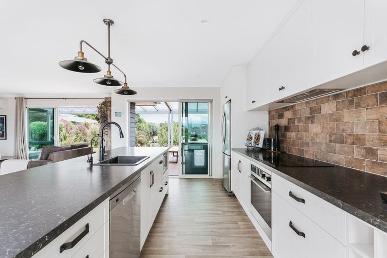 Photo of property in 31 Damien Place, Ohauiti, Tauranga, 3112