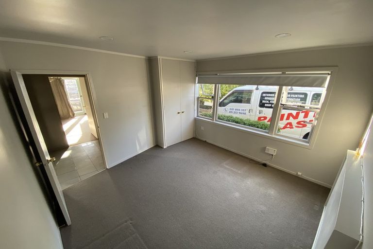 Photo of property in 2/21 Omana Road, Milford, Auckland, 0620