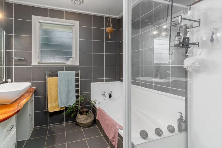 Photo of property in 19 Solway Crescent, Solway, Masterton, 5810