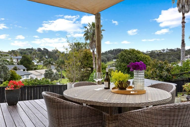 Photo of property in 11b Mollyhawk Rise, Arkles Bay, Whangaparaoa, 0932