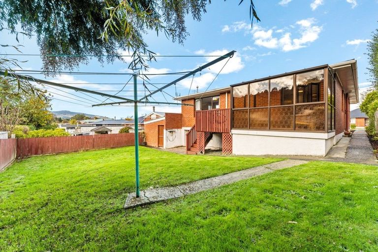Photo of property in 111 Centennial Avenue, Helensburgh, Dunedin, 9010