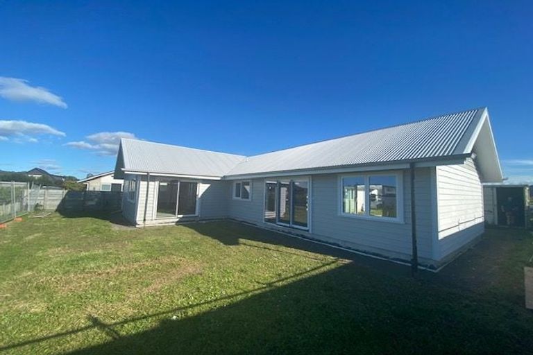 Photo of property in 156 Kupe Drive, Whitianga, 3510