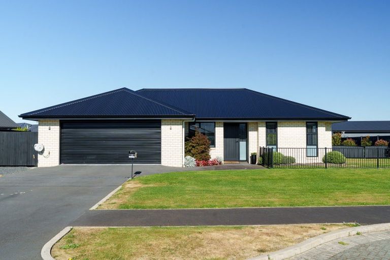 Photo of property in 3 Dundee Road, Mosgiel, 9024