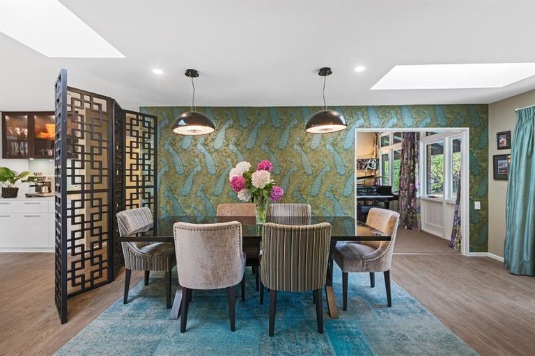 Photo of property in 17b Crosdale Place, Burnside, Christchurch, 8042