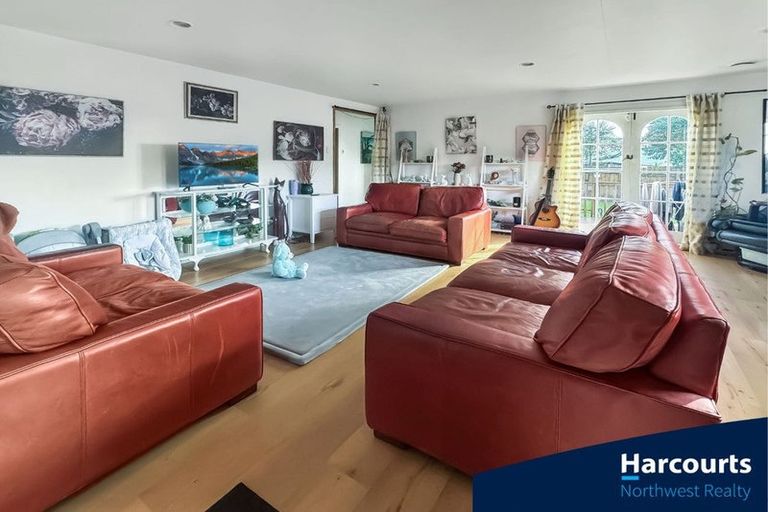 Photo of property in 46a Valonia Street, New Windsor, Auckland, 0600