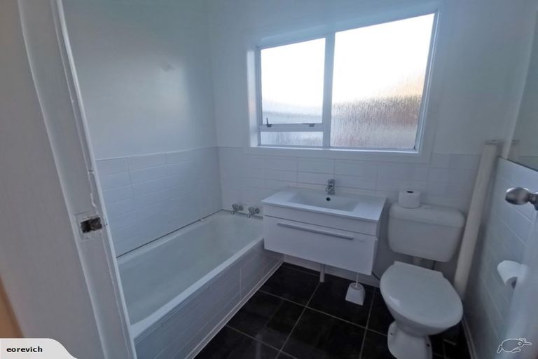 Photo of property in 129 Kerrs Road, Avonside, Christchurch, 8061