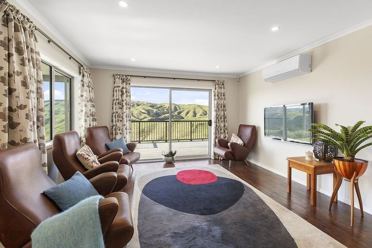 Photo of property in 54 Mo Street, Camborne, Porirua, 5026