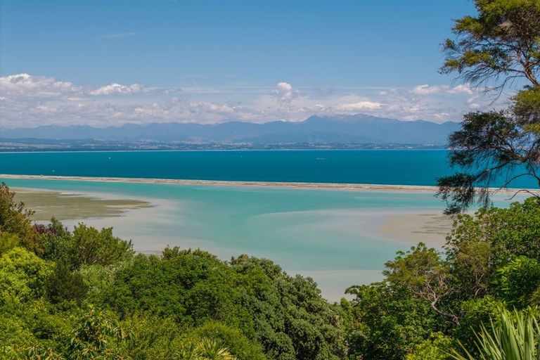 Photo of property in 18 Wastney Terrace, Marybank, Nelson, 7010