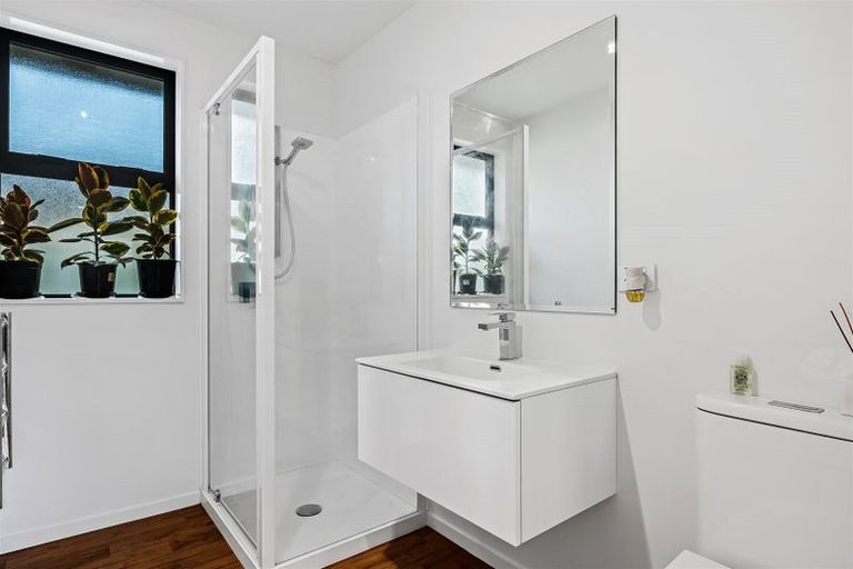 Photo of property in 393b Linwood Avenue, Bromley, Christchurch, 8062