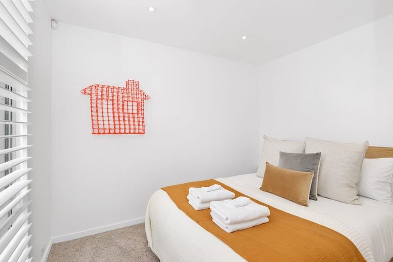 Photo of property in 18 Marriner Street, Sumner, Christchurch, 8081