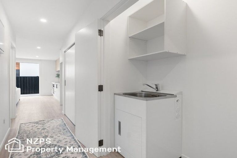 Photo of property in 1/1 Green Street, Mosgiel, 9024