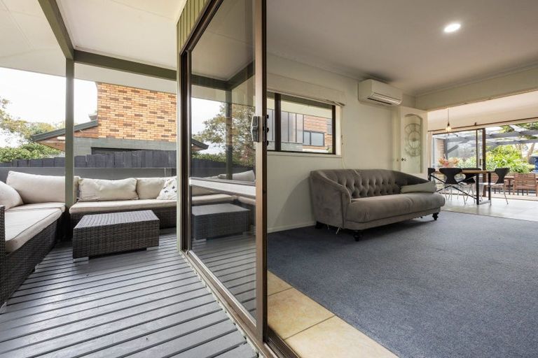 Photo of property in 43 Lachlan Drive, Dinsdale, Hamilton, 3204