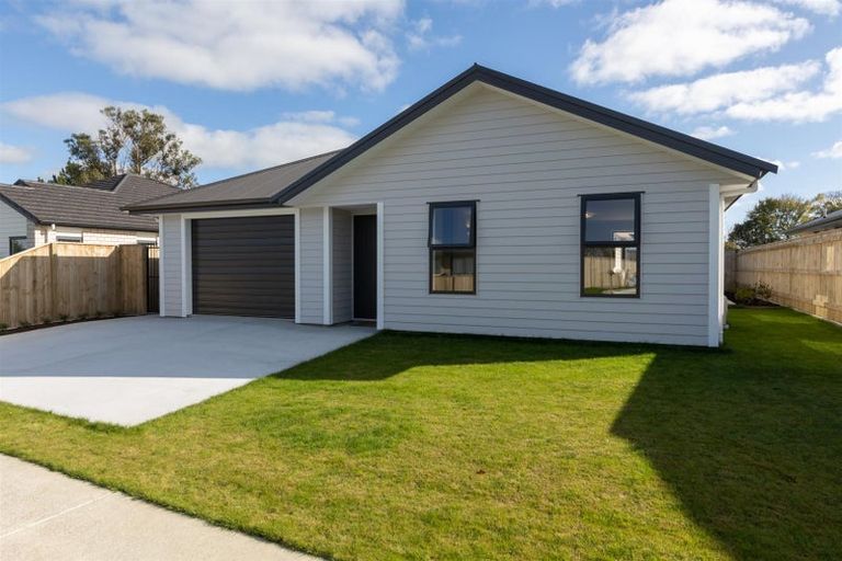 Photo of property in 10 Oldfield Lane, Marton, 4710