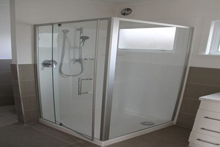 Photo of property in 2/19 Thatcher Street, Mission Bay, Auckland, 1071