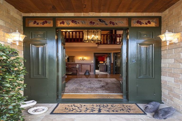 Photo of property in 346 Clifton Road, Whitford, Howick, 2571