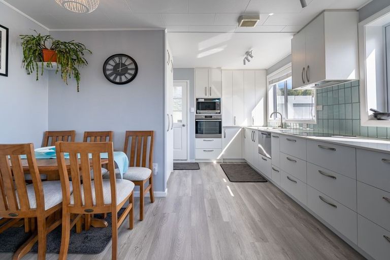 Photo of property in 99a Easther Crescent, Kew, Dunedin, 9012