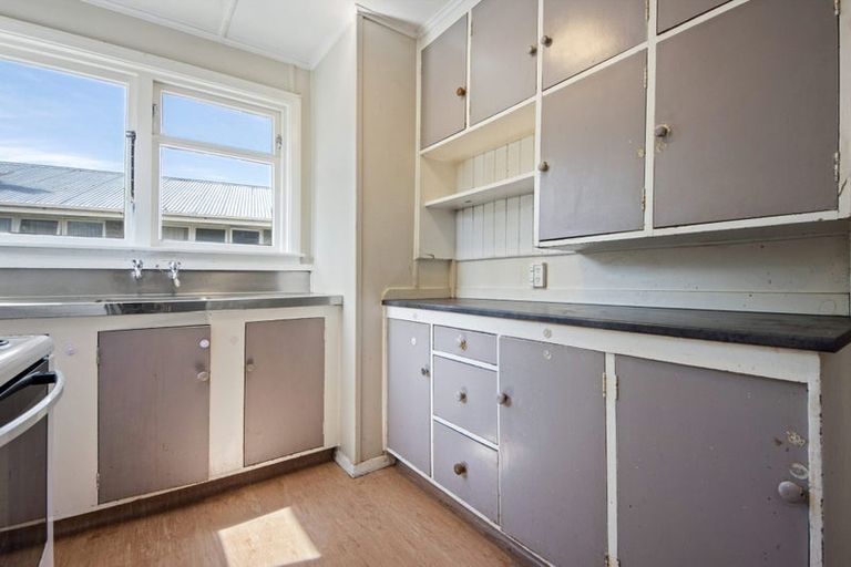 Photo of property in 18 Paddington Street, Northcote, Christchurch, 8052