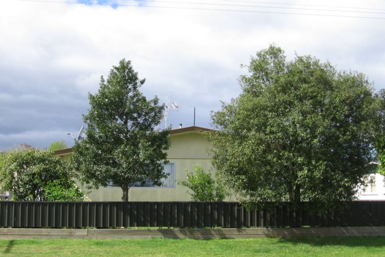 Photo of property in 2/18 Hinekura Avenue, Taupo, 3330