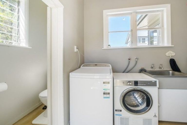 Photo of property in 12 Tennyson Street, Petone, Lower Hutt, 5012