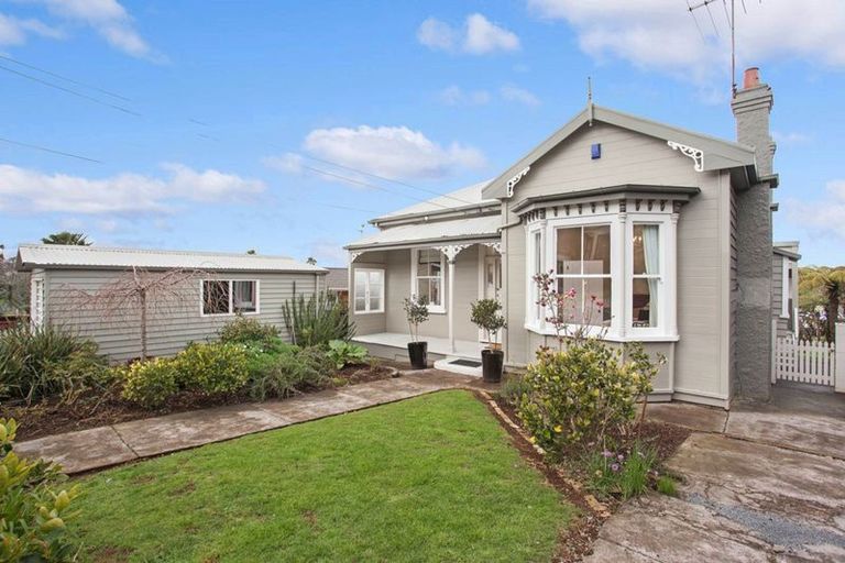 Photo of property in 41 Arthur Street, Onehunga, Auckland, 1061