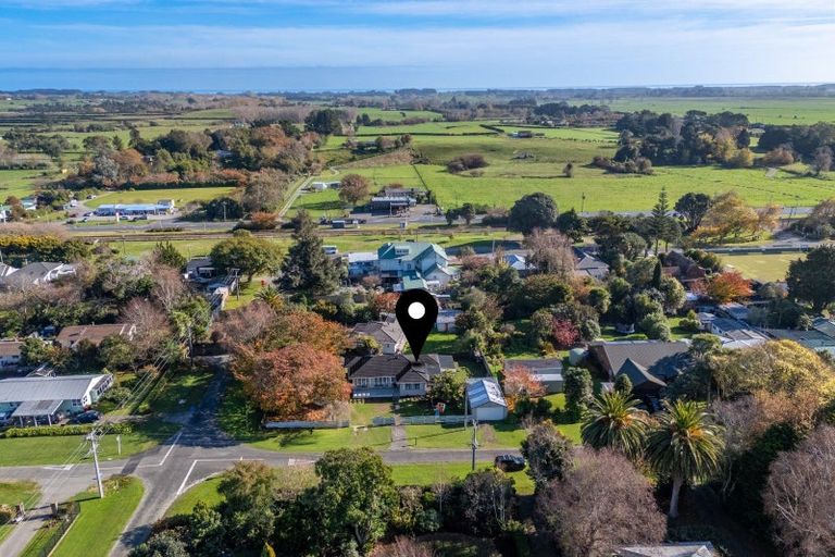 Photo of property in 14 Wi Pere Street, Manakau, Levin, 5573