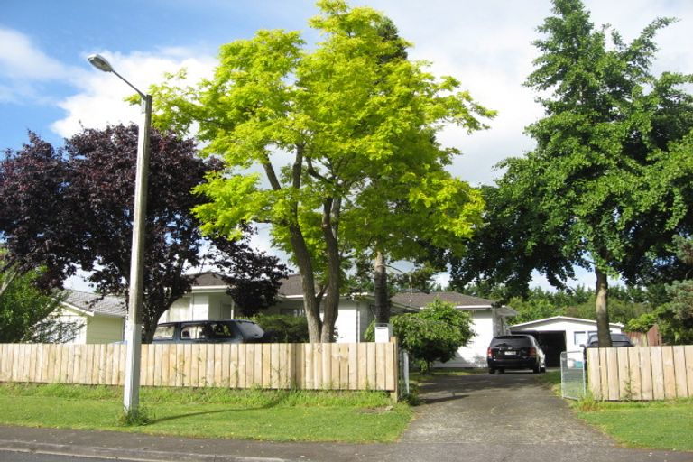 Photo of property in 131 Chichester Drive, Rosehill, Papakura, 2113