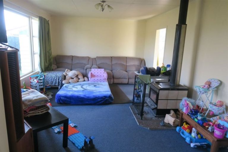 Photo of property in 37 Aotea Crescent, Tokoroa, 3420