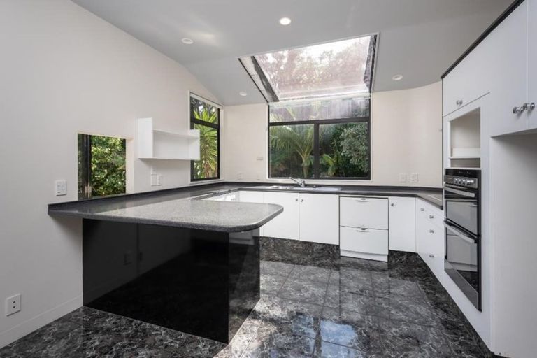 Photo of property in 65 Nevay Road, Miramar, Wellington, 6022