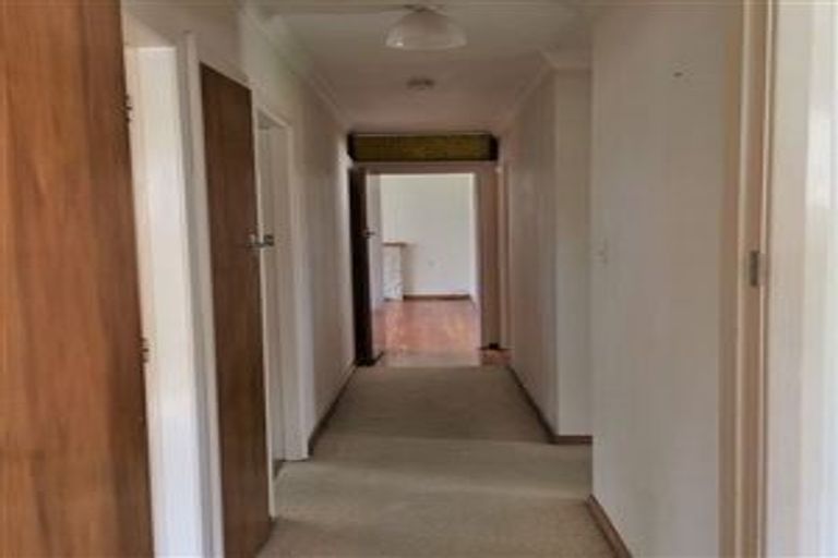 Photo of property in 38 Highbury Drive, Levin, 5510