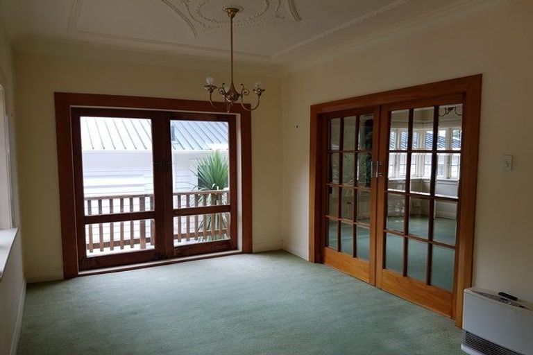Photo of property in 54a Ferry Street, Seatoun, Wellington, 6022