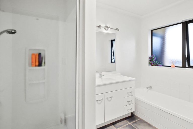 Photo of property in 17 Blairgowrie Place, Rototuna North, Hamilton, 3210