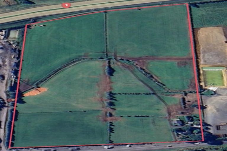 Photo of property in 1159 Great South Road, Runciman, Drury, 2578