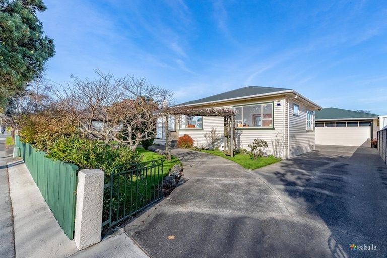 Photo of property in 32 Mcparland Street, Ebdentown, Upper Hutt, 5018