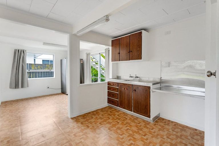 Photo of property in 32 Eastburn Street, Papakura, 2110