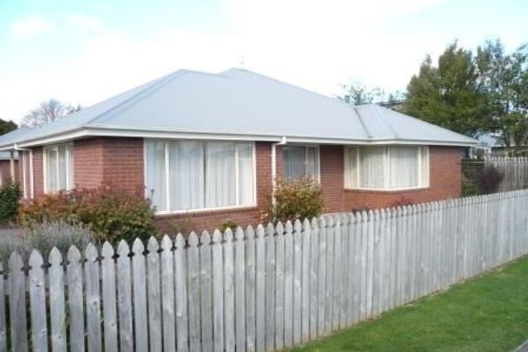 Photo of property in 1/7 Kennedys Bush Road, Halswell, Christchurch, 8025