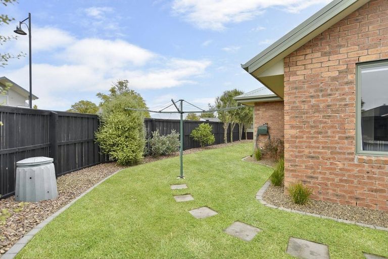 Photo of property in 1 Kohi Drive, Parklands, Christchurch, 8083
