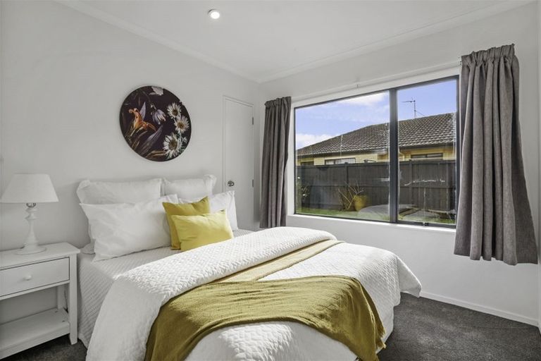 Photo of property in 34 Sandwick Drive, Weymouth, Auckland, 2103