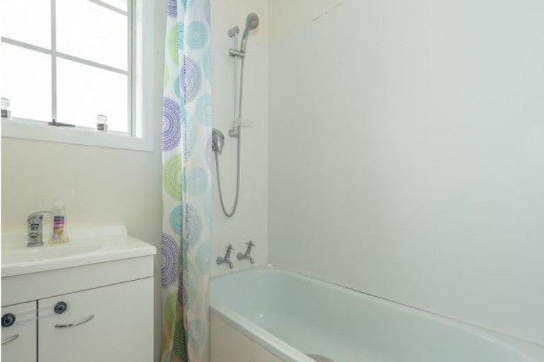 Photo of property in 46 Morrow Avenue, St Andrews, Hamilton, 3200