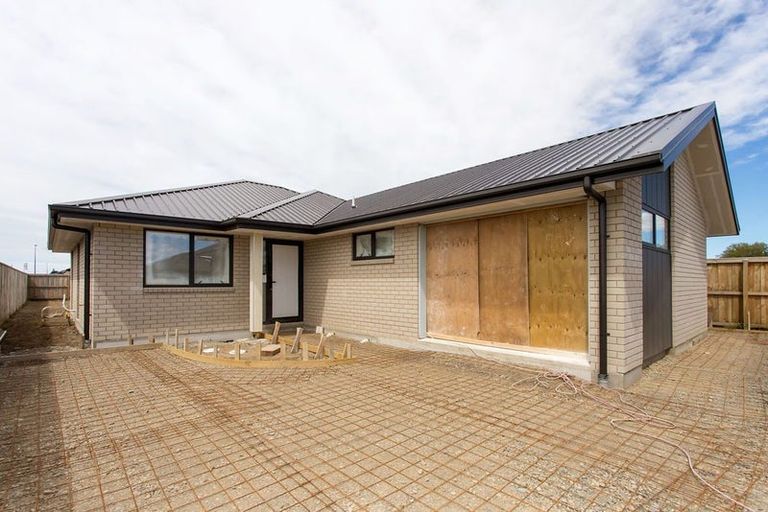 Photo of property in 4 Herridge Street, Woodend, 7691