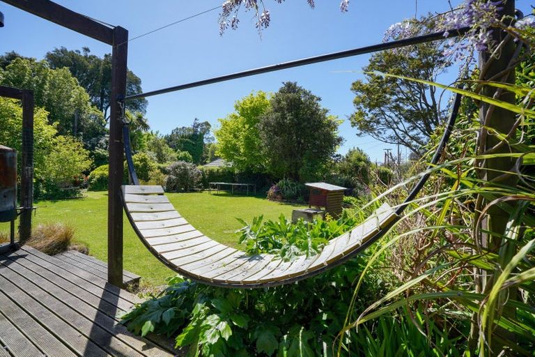 Photo of property in 18 Mahuri Road, Otatara, Invercargill, 9879