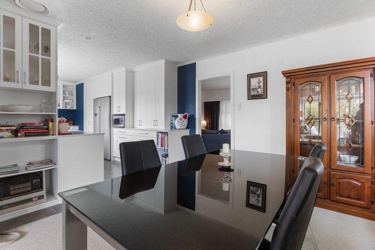 Photo of property in 10a Kennedy Place, Merrilands, New Plymouth, 4312