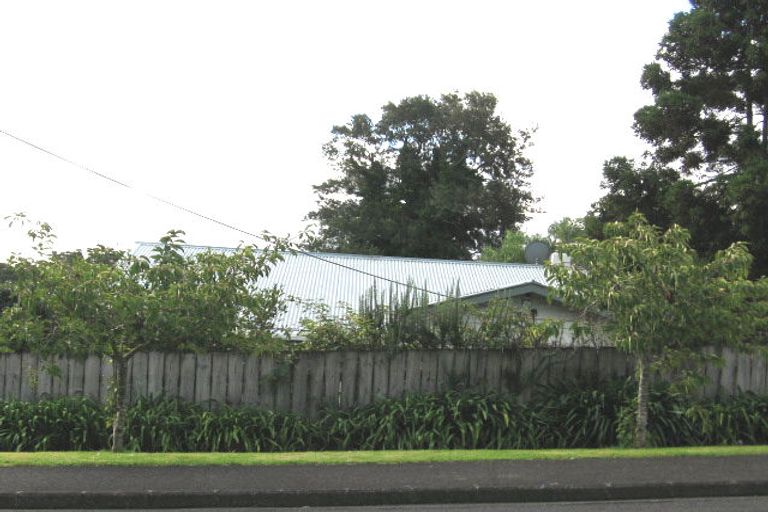Photo of property in 58 Sherwood Avenue, Te Atatu South, Auckland, 0610